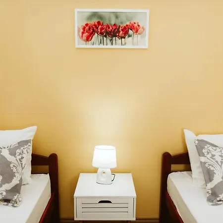 Apart-hotel Irish Centre 3*